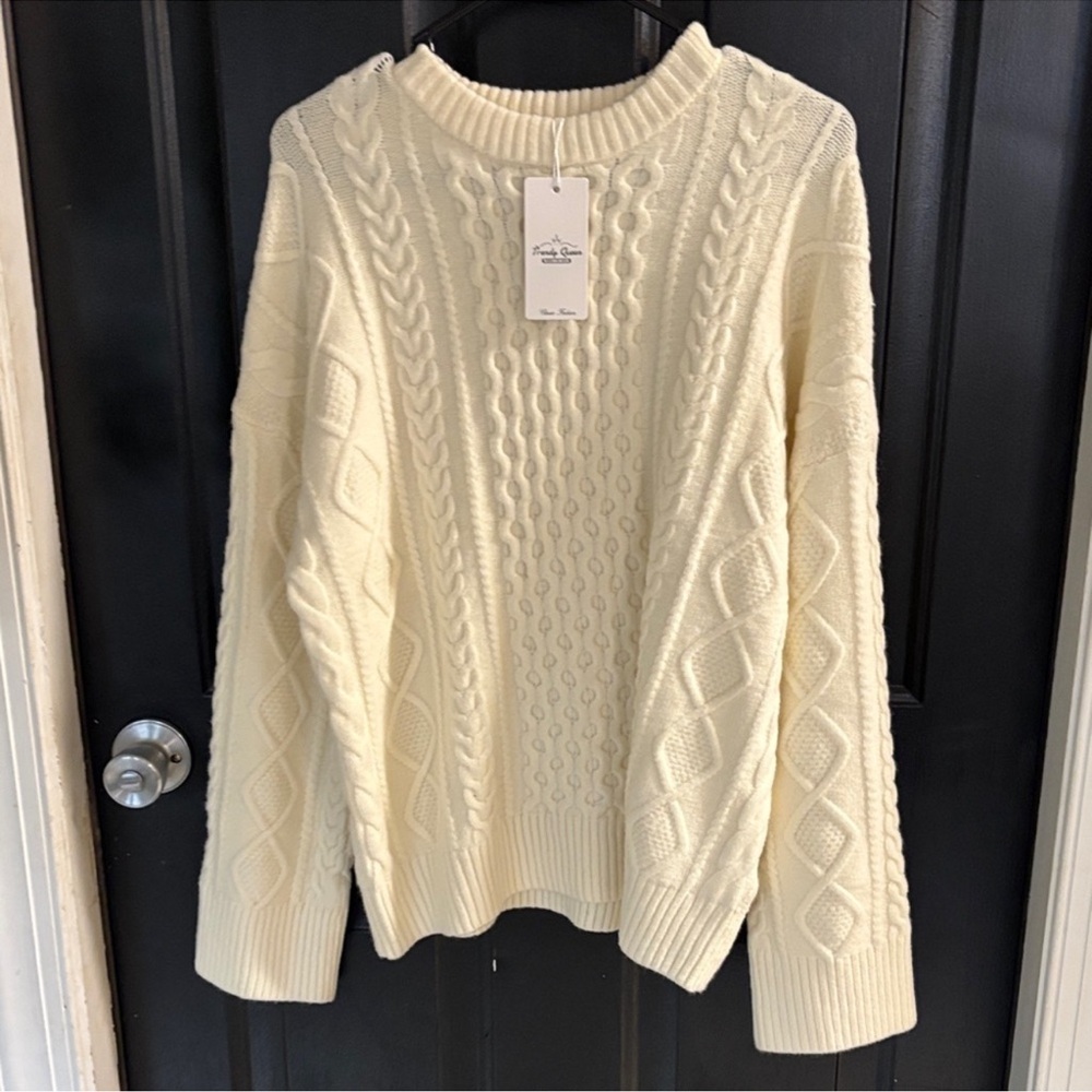 Elegant Ivory Cable Knit Sweater